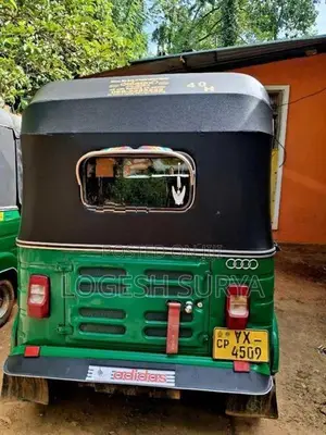 Bajaj RE 2012