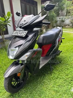 Yamaha Ray ZR Street Rally 2019