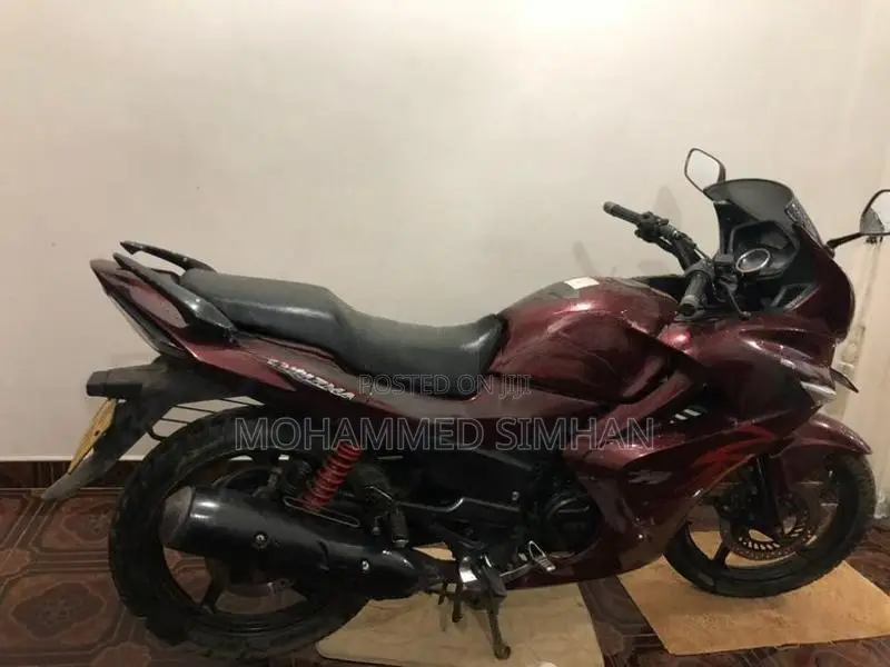 Hero Karizma ZMR 2012