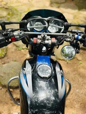 Bajaj CT100 2013