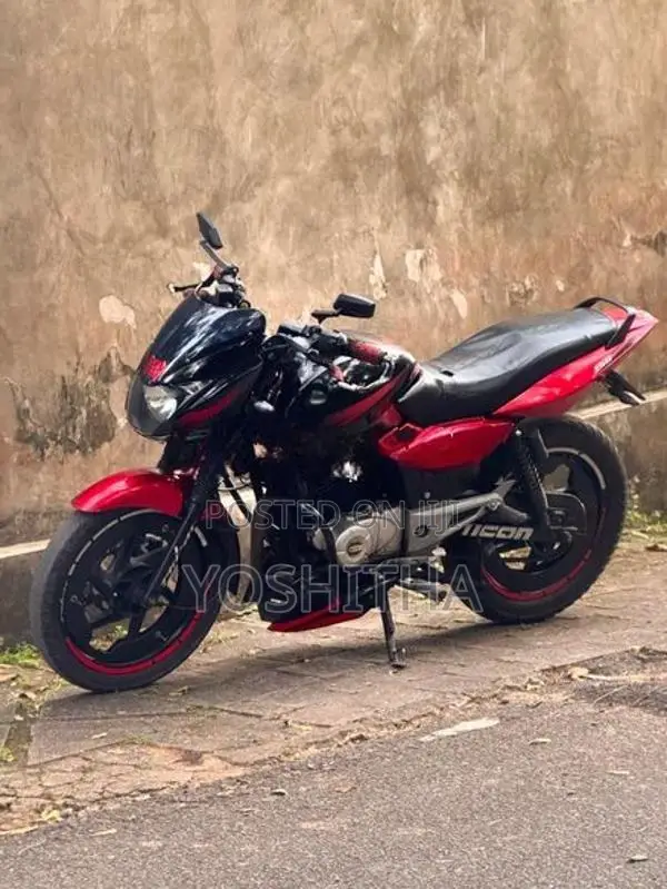 Bajaj Pulsar 150 2016