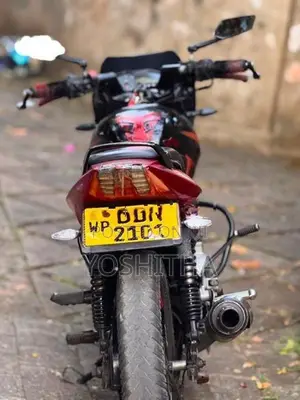Bajaj Pulsar 150 2016
