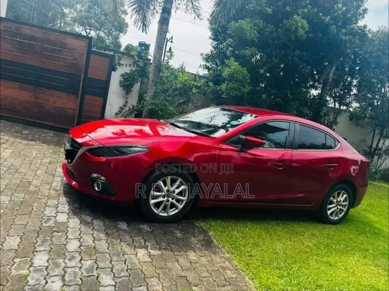 Mazda Axela 2016