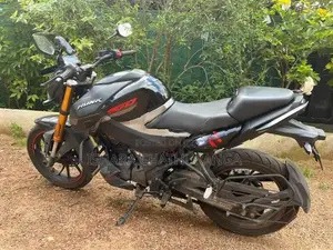 Hero Hunk 160R 2026