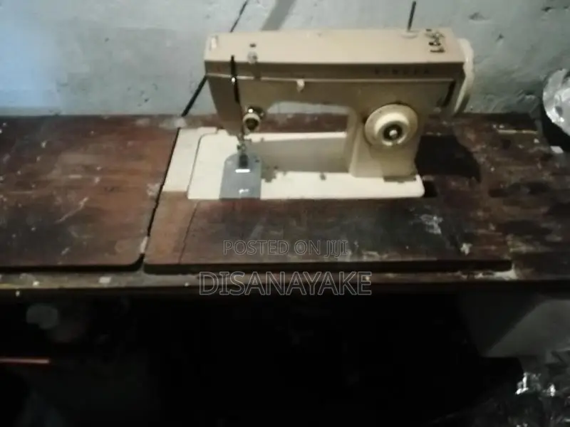 Singer Sewing Machine