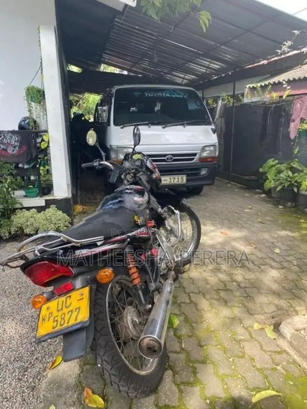 Bajaj CT100 2007