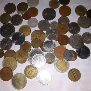 Old Ceylon With Foreign Coins
