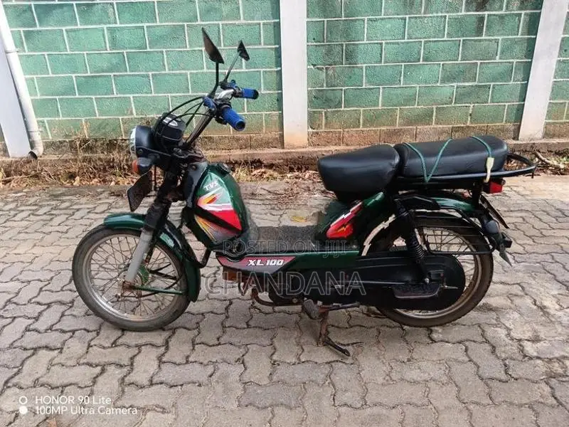 TVS XL 100 2017