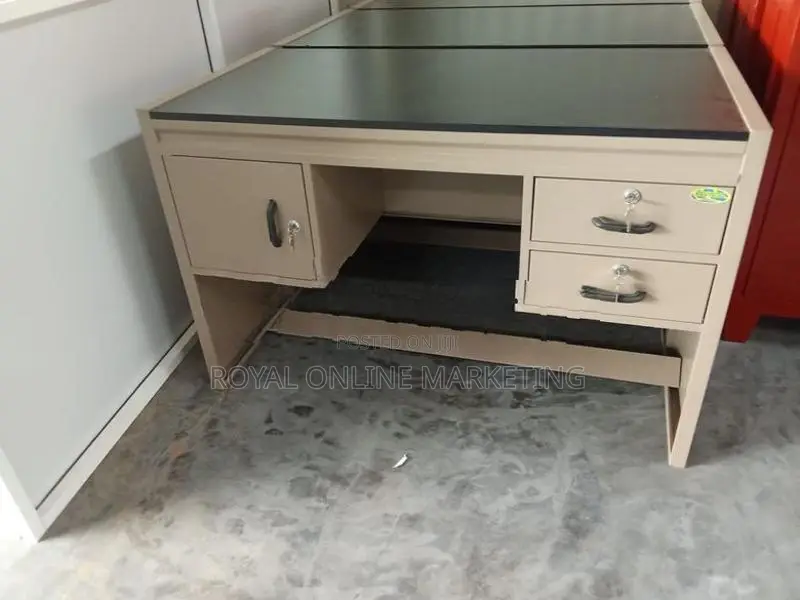 Steel Office Table (SC-7)