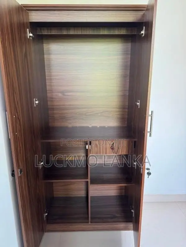 New 2 Door Melamine Cupboard (Hhh11)