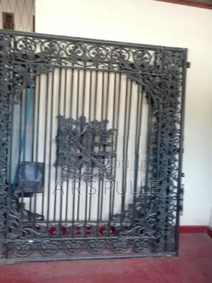 Two Sides Gates