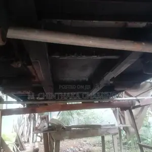 Isuzu Tiper Body 1කියුබ් - Hoods & Cabins