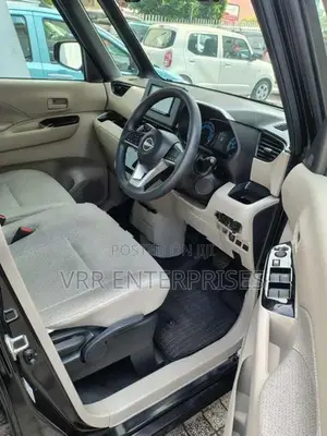 Nissan Roox 2024