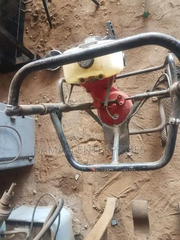 Earth Drill Machine