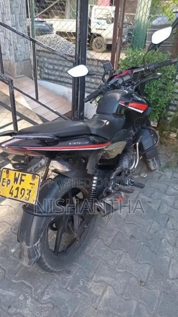 Bajaj Pulsar 135 2010