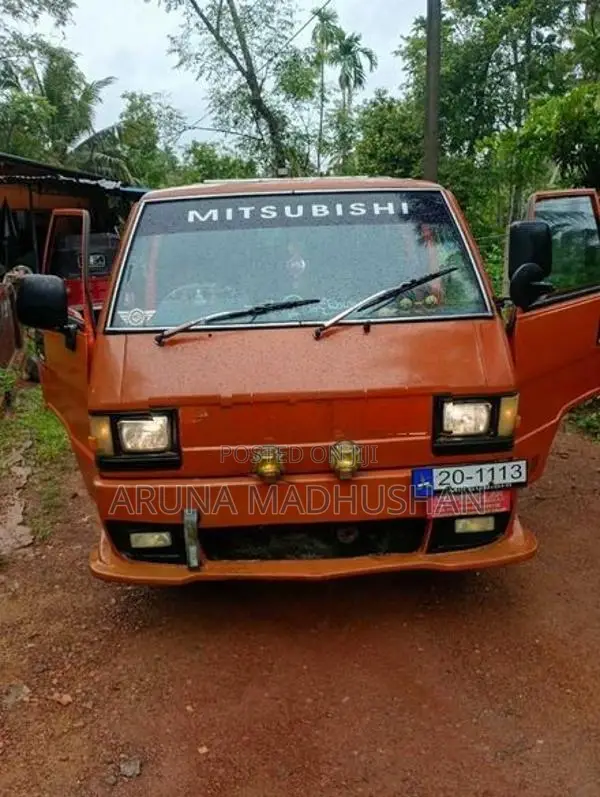 Mitsubishi Delica 1981