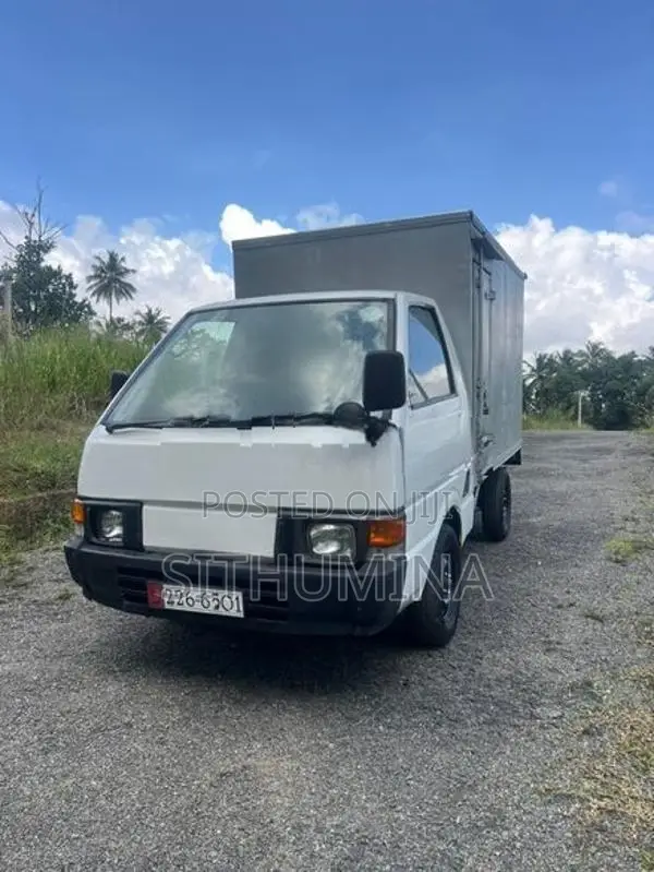 Nissan Vanette 1992