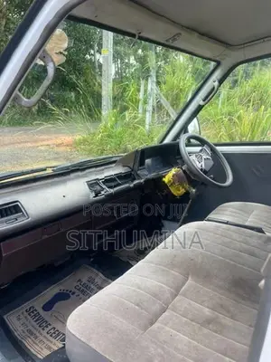 Nissan Vanette 1992