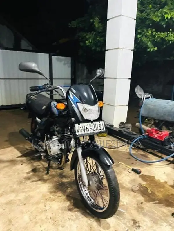 Bajaj CT100 2010