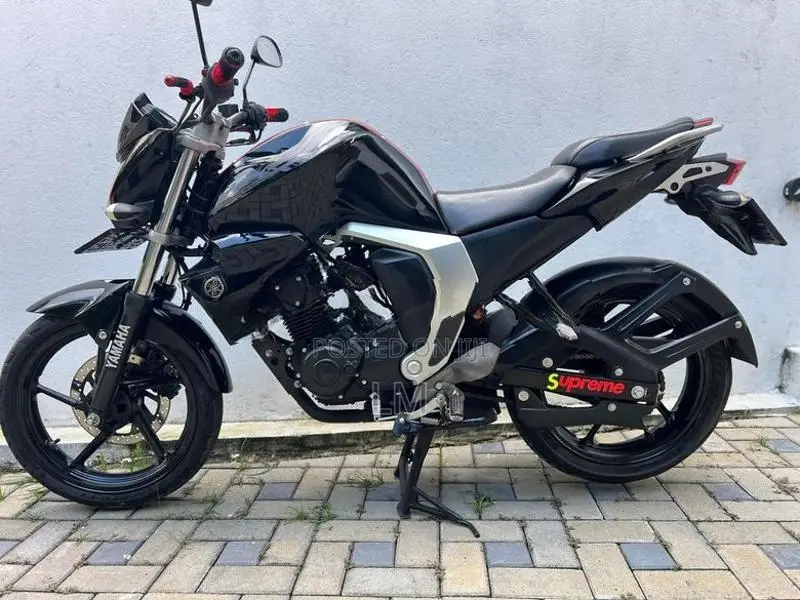 Yamaha FZ 2015