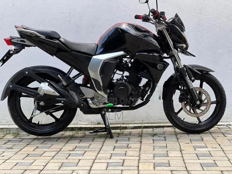 Yamaha FZ 2015