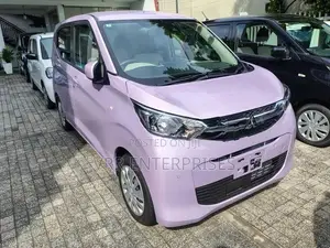 Mitsubishi eK Wagon 2025
