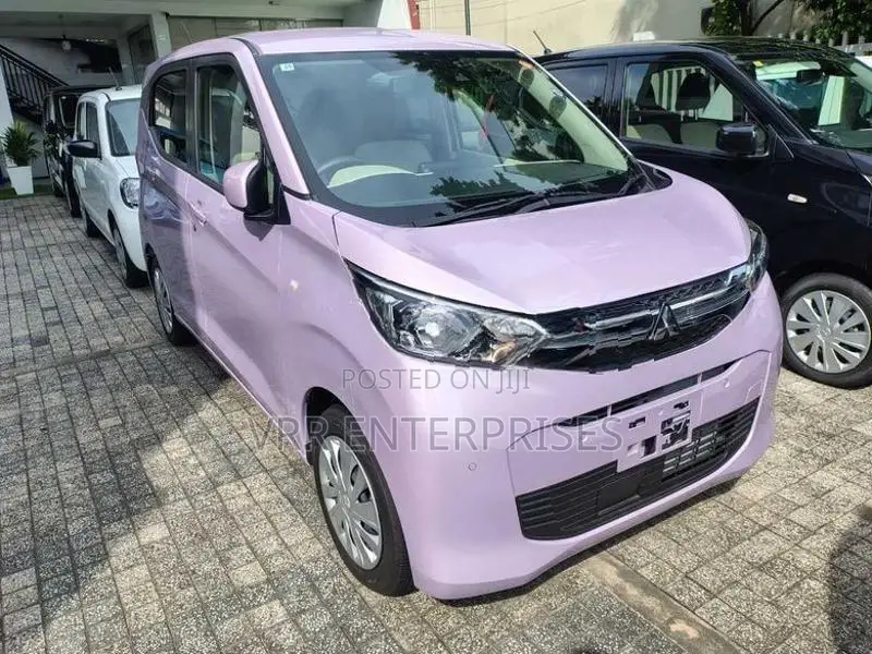 Mitsubishi eK Wagon 2025