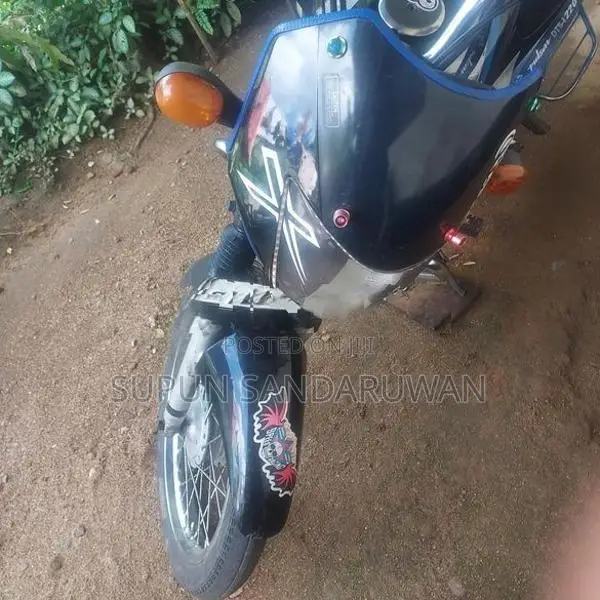 Bajaj CT100 2014