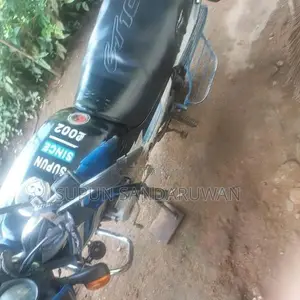Bajaj CT100 2014