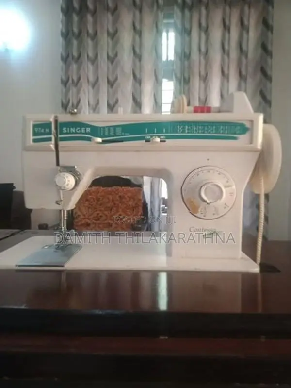 Singer Sewing Machine