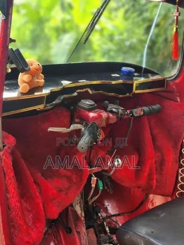 Bajaj RE 1997