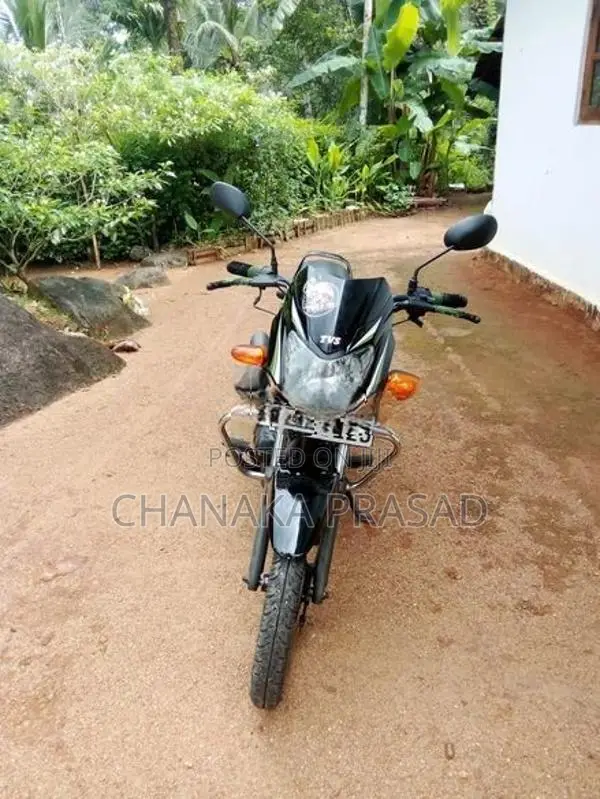 TVS Metro 2015