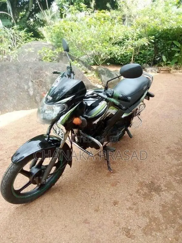 TVS Metro 2015