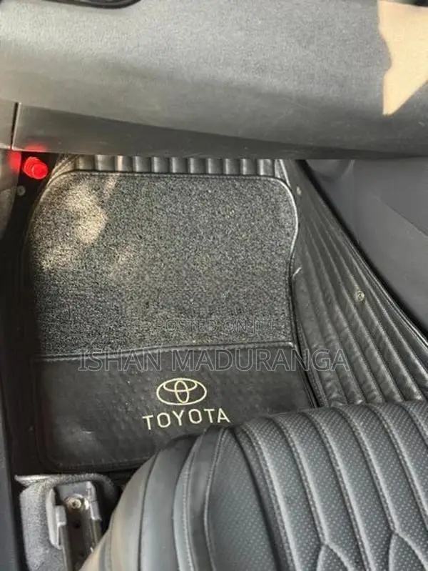 Toyota CHR Hybrid 2017