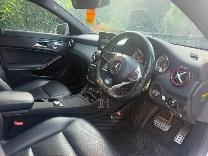 Mercedes Benz CLA 180 Sunroof AMG 2018