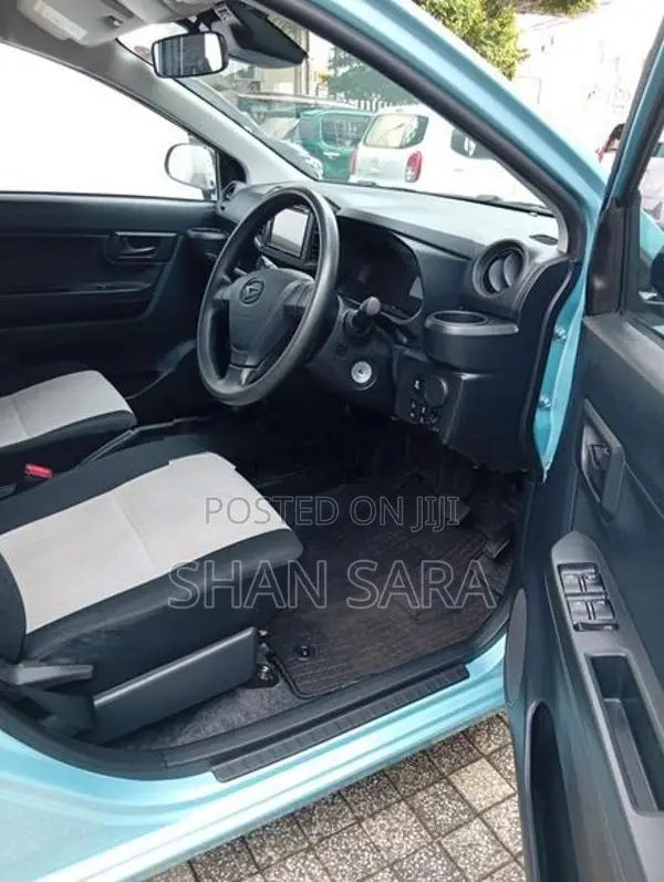 Daihatsu Mira L 2024