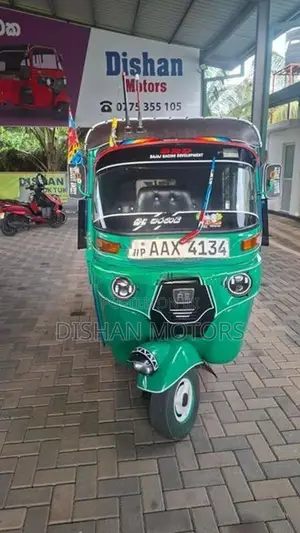 Bajaj RE 4strok 2014