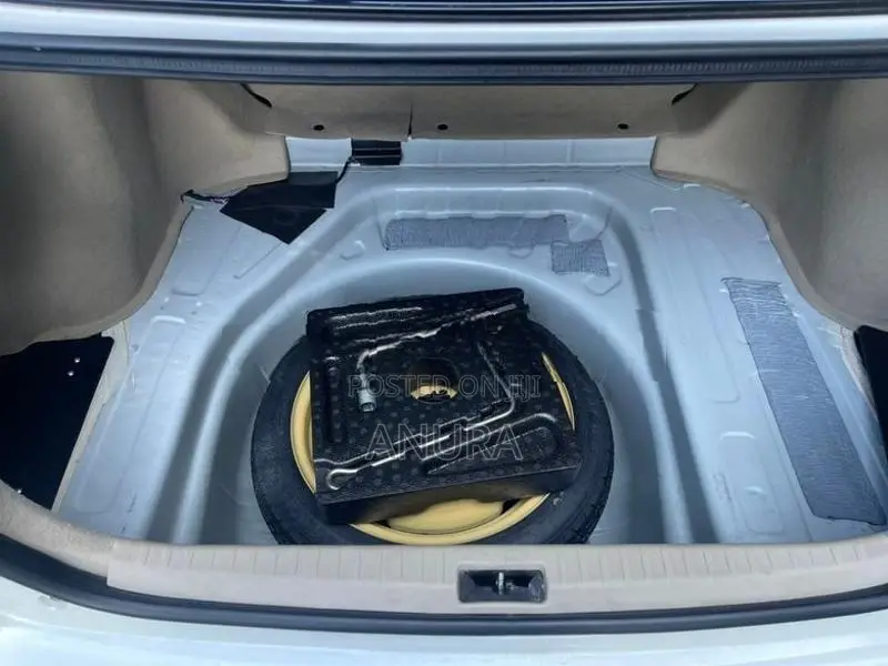 Toyota Premio G Superior 2013
