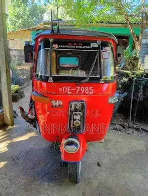 Bajaj RE 2006