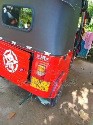 Bajaj RE 2006