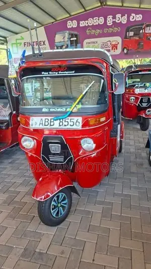 Bajaj RE 4strok 2015