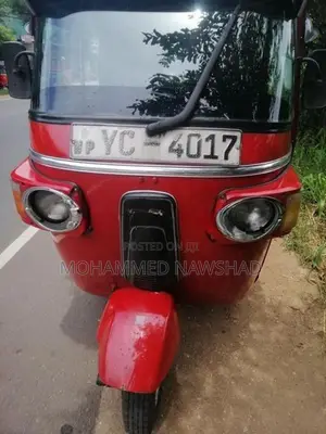 Bajaj RE 2010