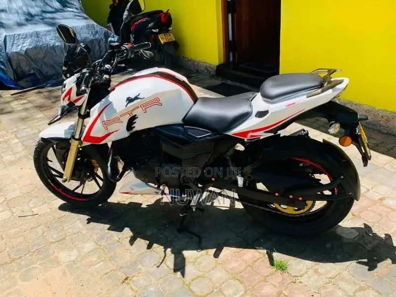 TVS Apache RTR 200 2017