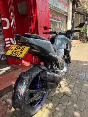 TVS Apache RTR 200 4V 2017