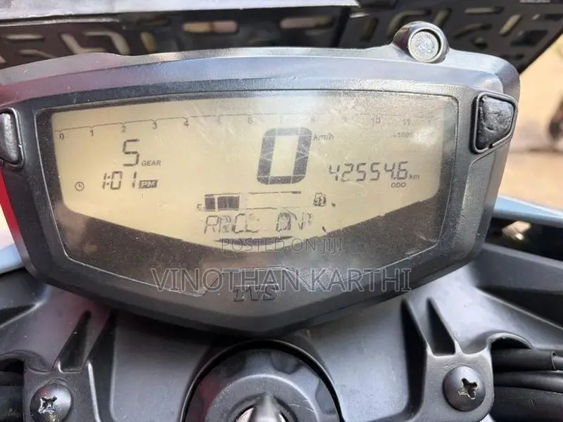 TVS Apache RTR 200 4V 2017