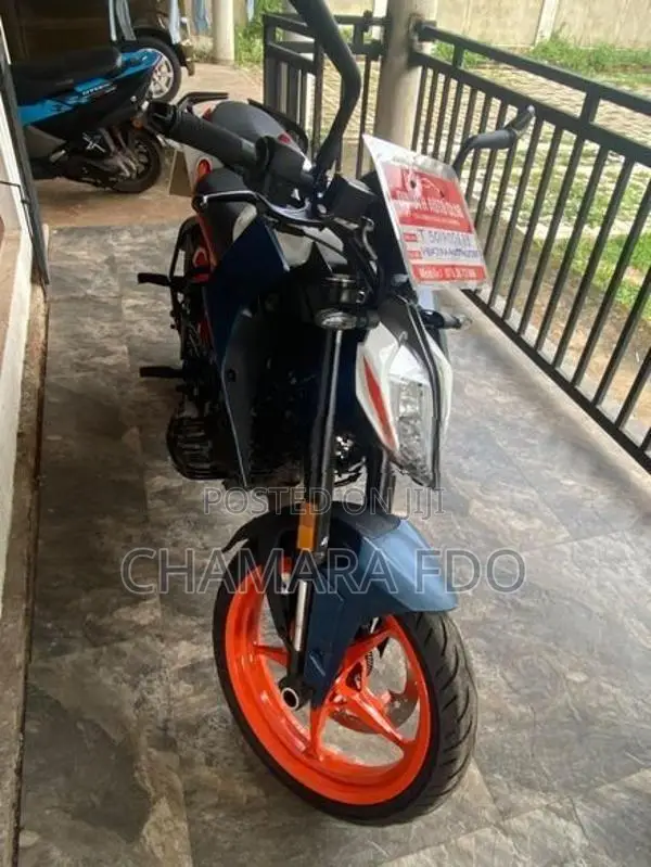 KTM Duke 160 2026