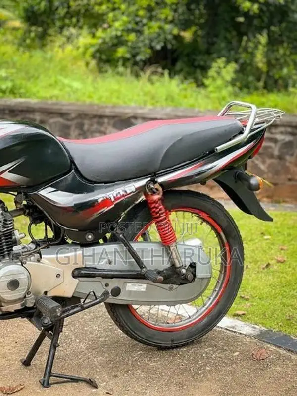 Bajaj CT100 2006