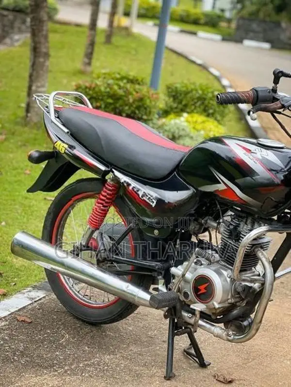 Bajaj CT100 2006