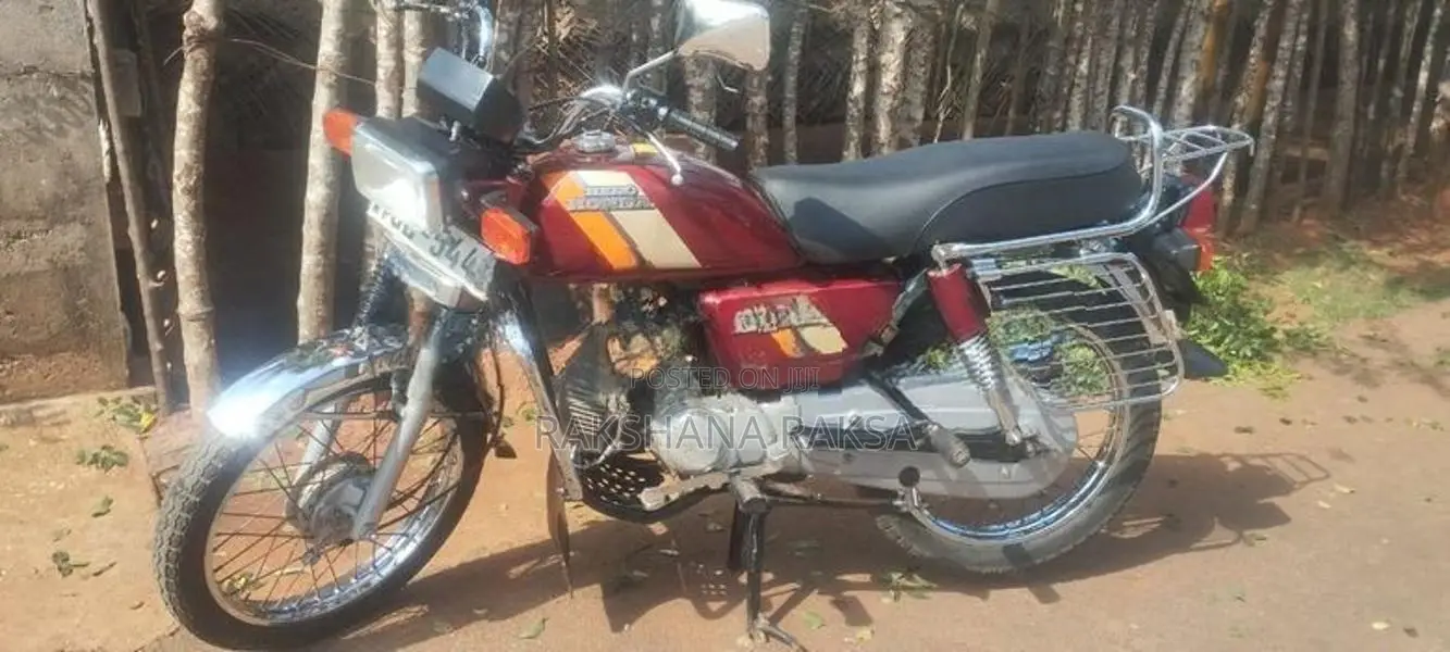 Hero CD 100 2002