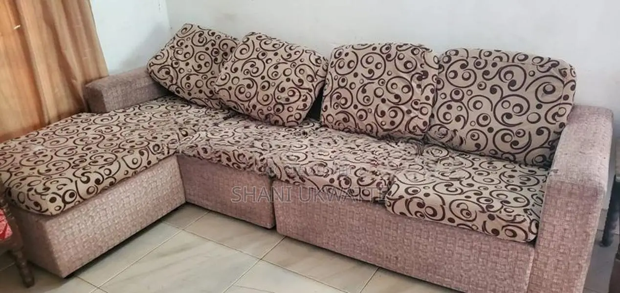 Damro Sofa Set